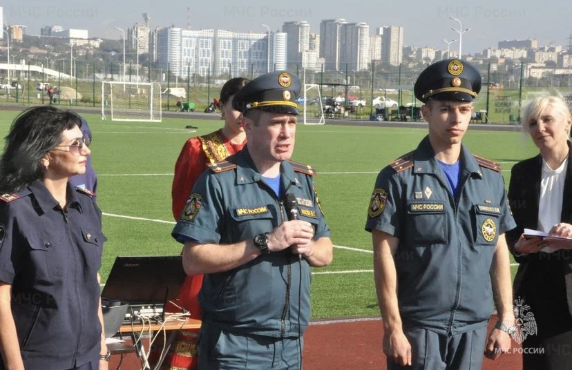 Вверх по штурмовке: в Ростове  завершились соревнования дружин юных пожарных